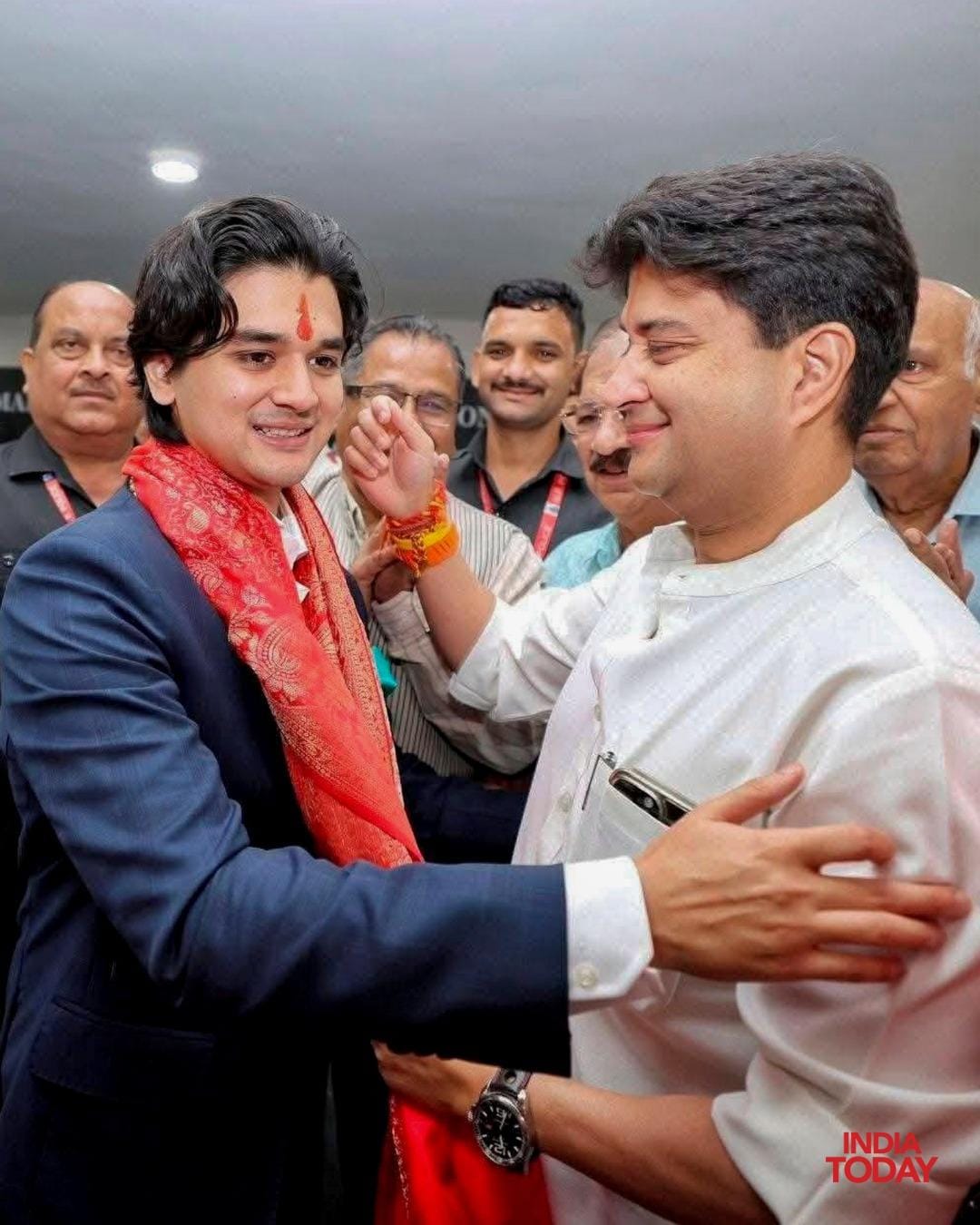 mahanaryaman scindia wife