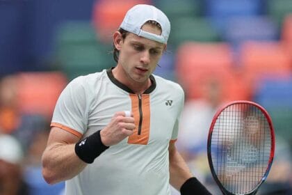 zizou bergs girlfriend